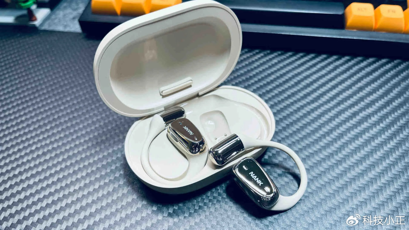 1745902544905254.jpg 4.jpg